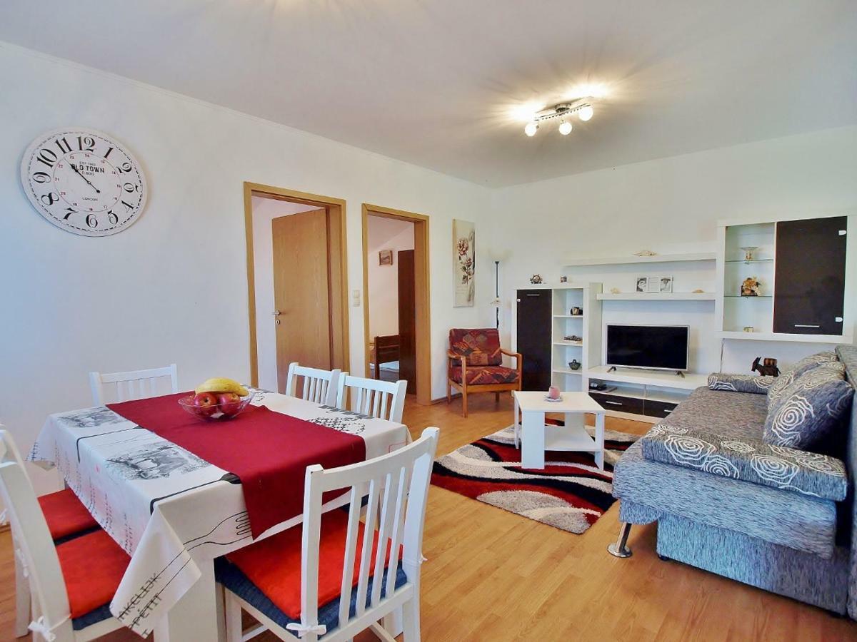 Apartmani Roza Лопар Экстерьер фото